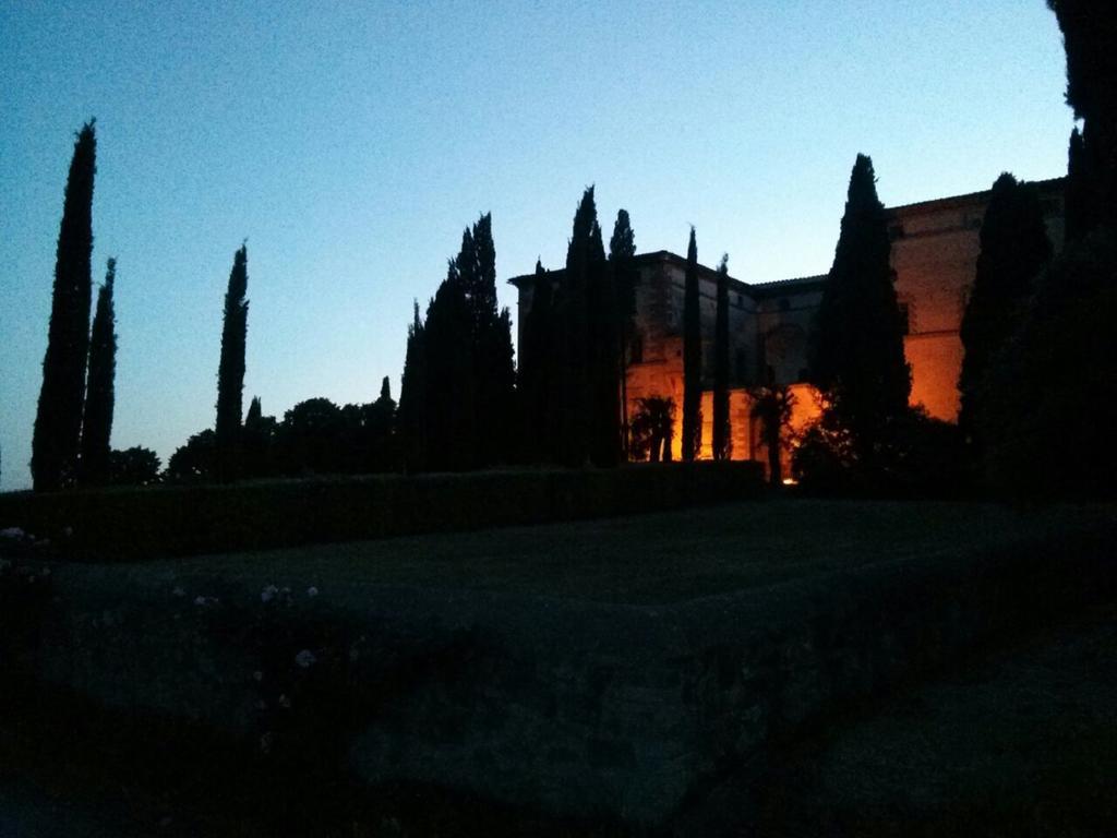 Argiano Dimore Wine Relais Luaran gambar