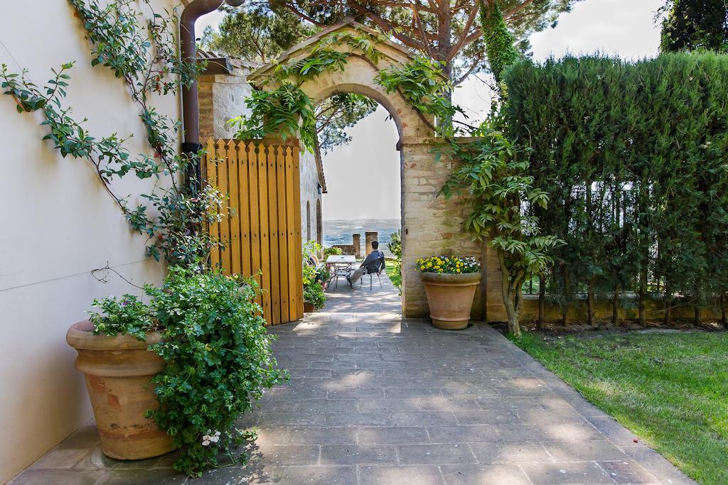 Argiano Dimore Wine Relais Luaran gambar
